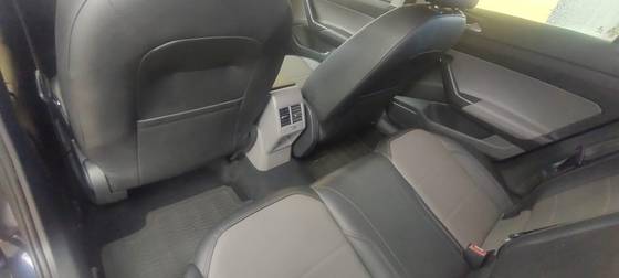 VOLKSWAGEN VIRTUS 1.0 200 TSI HIGHLINE AUTOMÁTICO